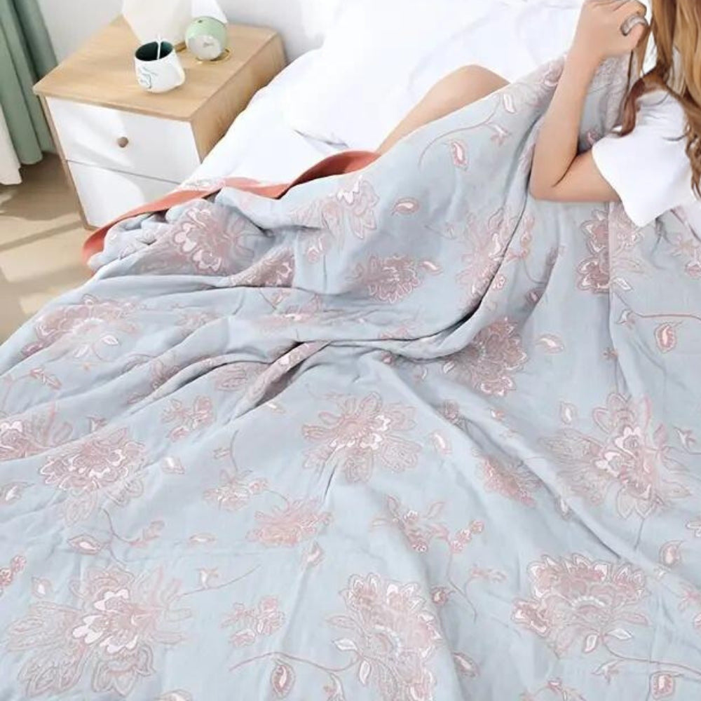 Fünflagige Baumwollmusselindecke mit floralem Jacquard