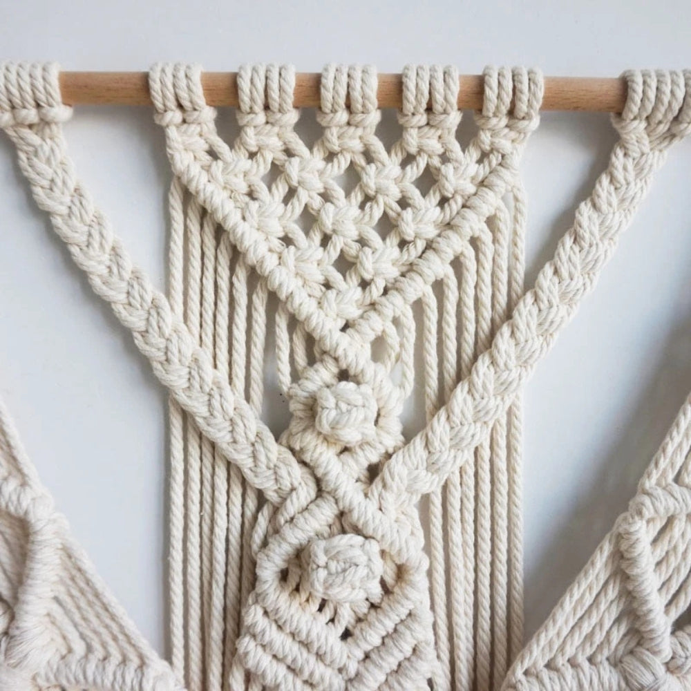 Tenture murale en macramé géométrique blanche