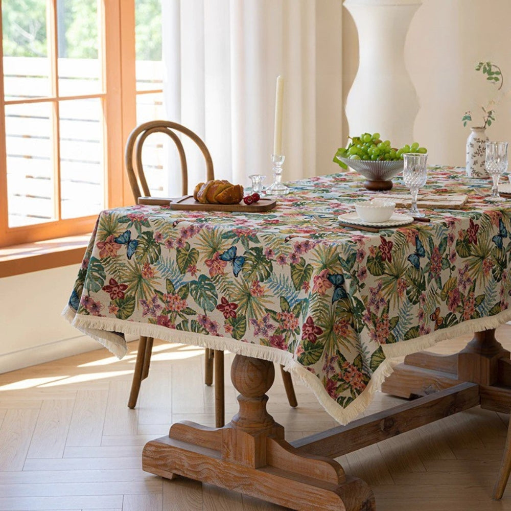 Leinentischdecke mit floralem Jacquard und Fransen