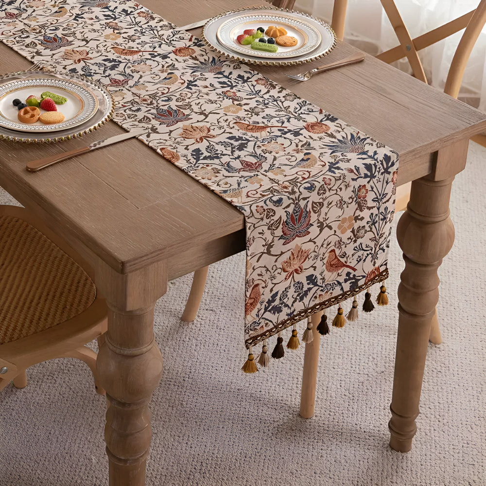 Jacquard-Tischläufer mit Blumen- und Vogelmotiv und Quasten