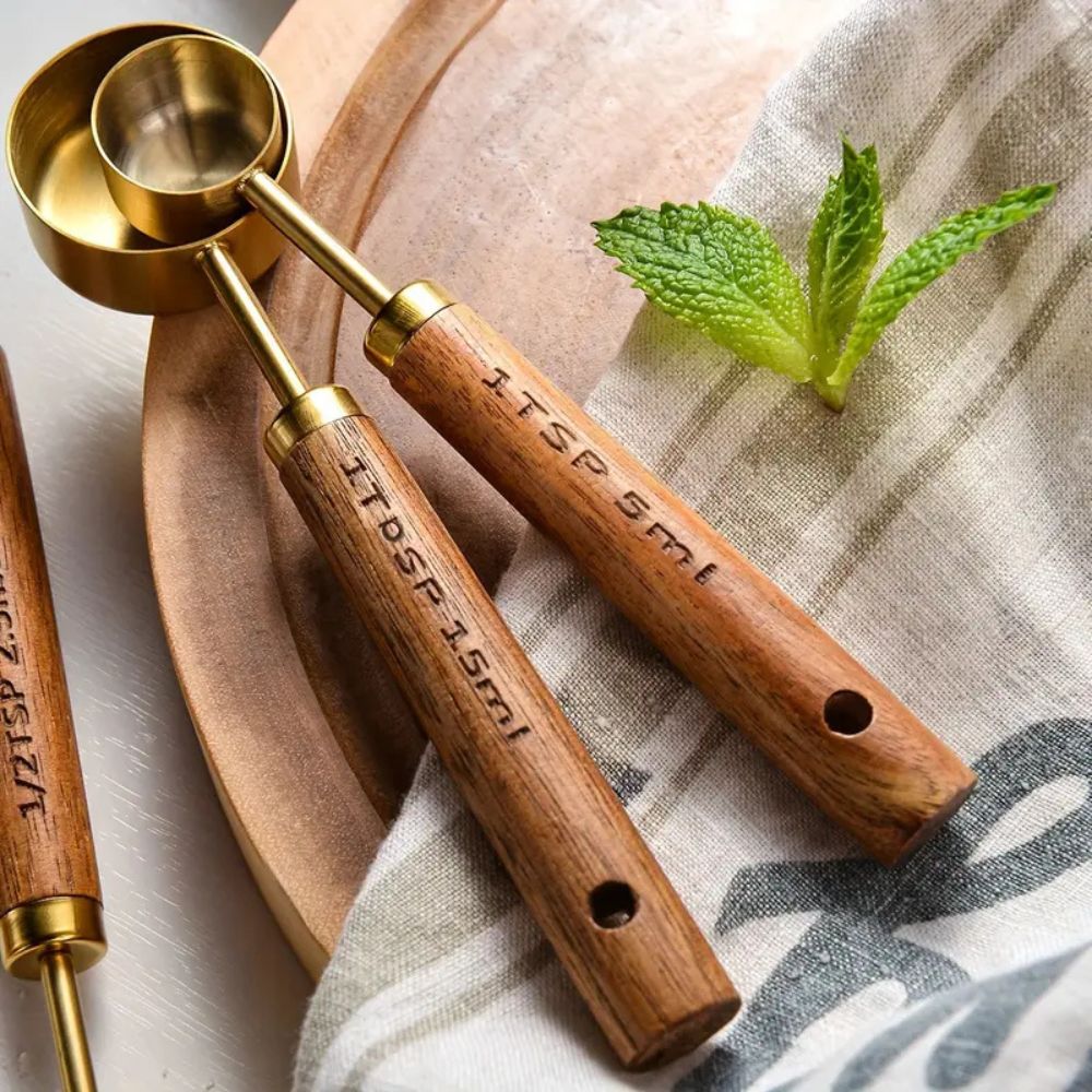 Messlöffel aus Stahl mit Holzgriff, 4er-Set