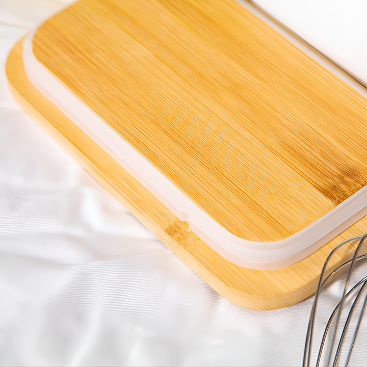 Butterdose mit integriertem Butterschneider