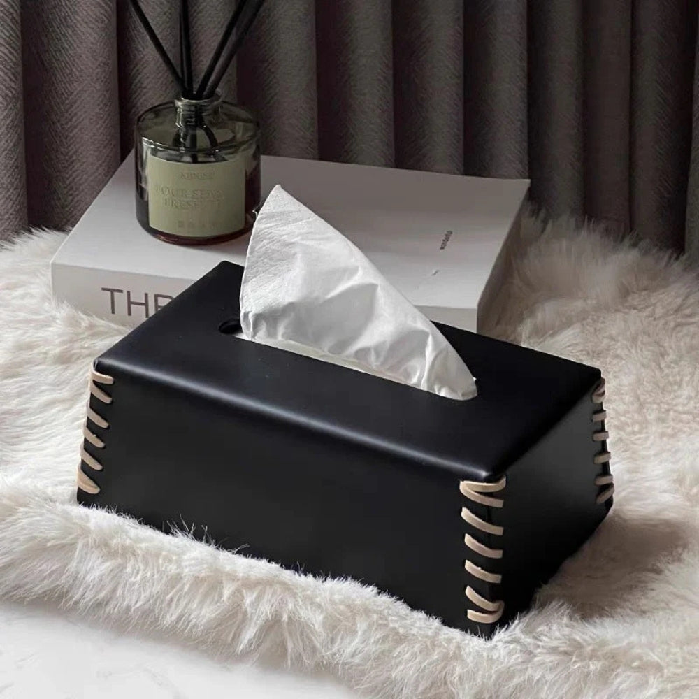 Taschentuchbox aus Kunstleder mit Ziernähten