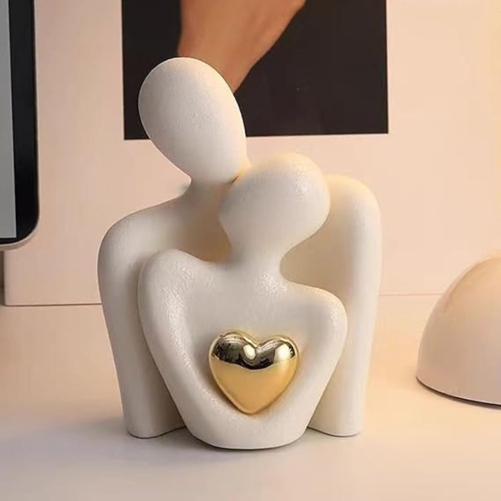 Abstrakte Skulptur eines Liebespaares
