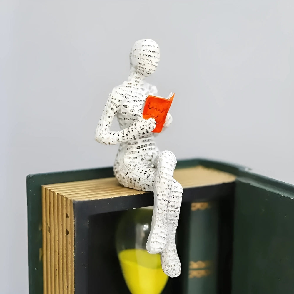 Figur einer lesenden Frau aus Kunstharz
