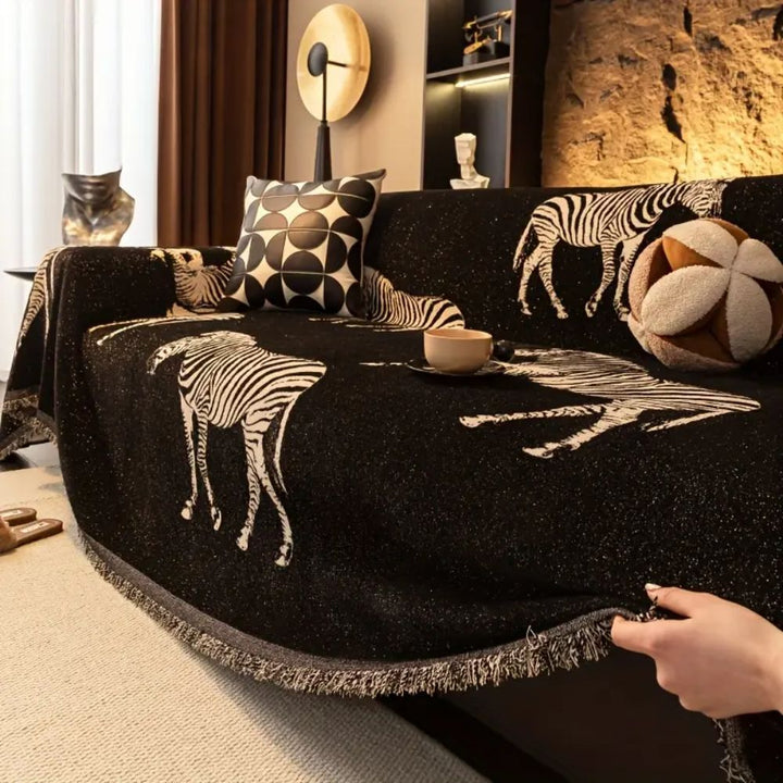 Gewebter Sofawurf mit Zebramuster