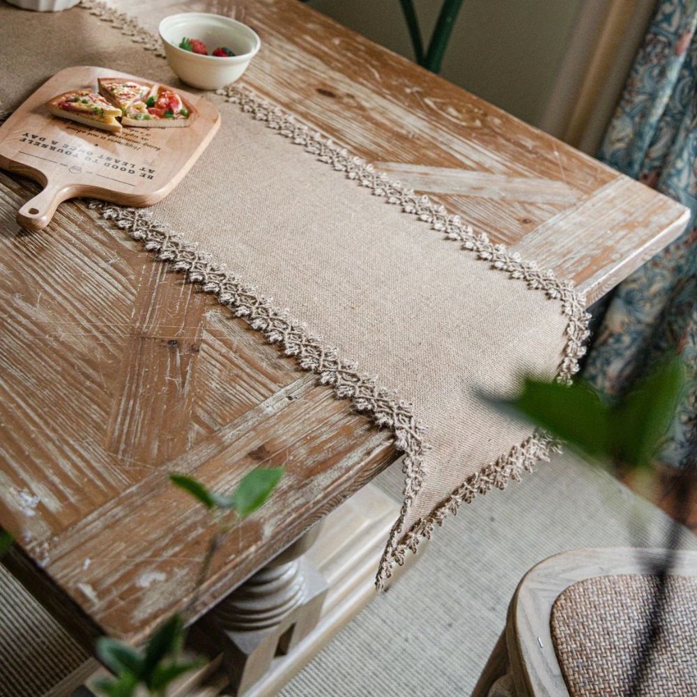 Jute-Tischläufer in schlichtem Design
