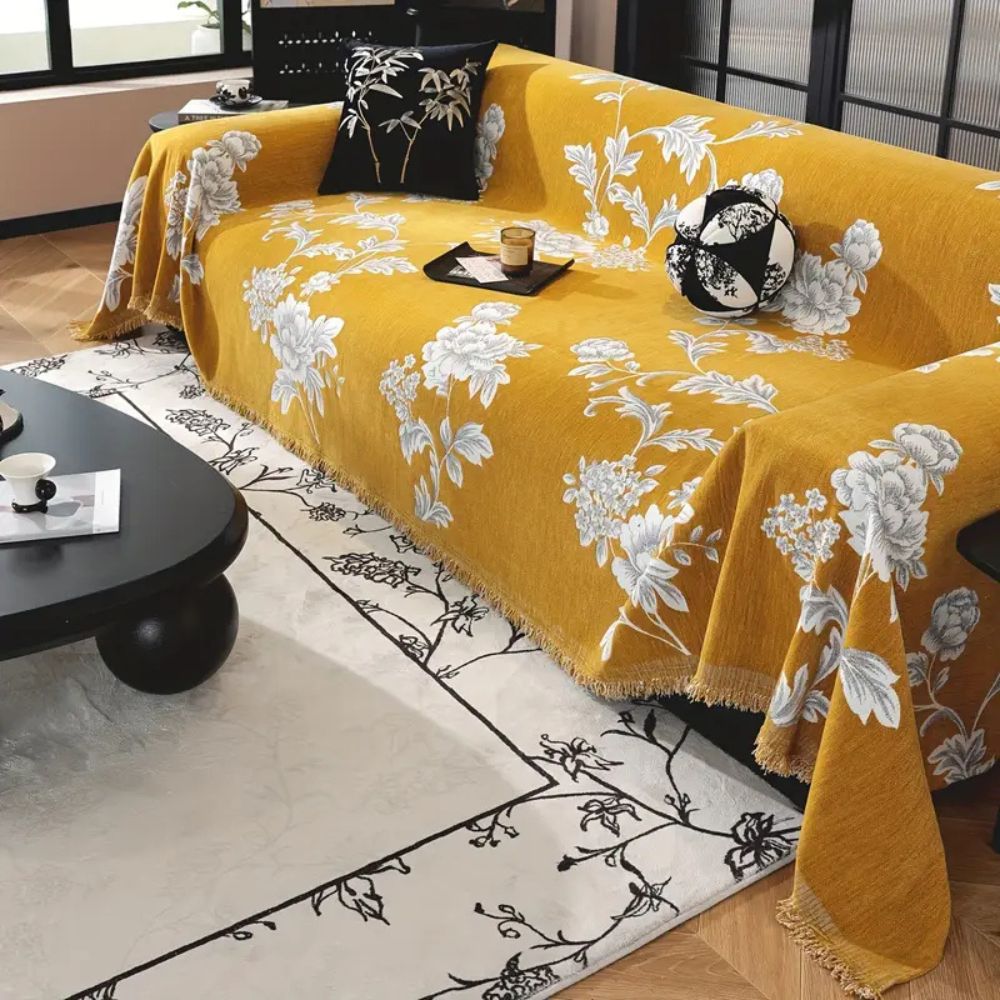 Sofaüberwurf aus Chenille mit floralem Jacquard und Quasten