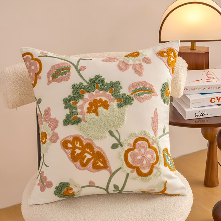 Housse de coussin brodée fleurs 45 x 45 cm