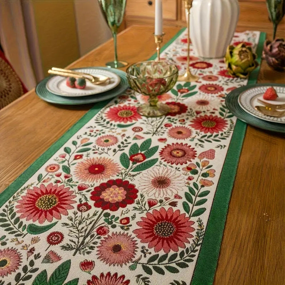 Tischläufer mit Blumenstickerei und bunten Quasten