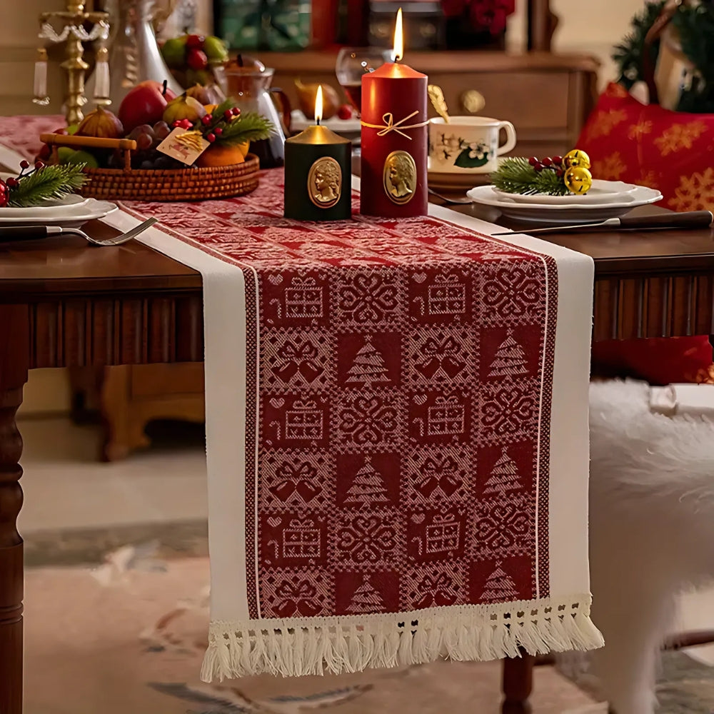 Weihnachtlicher Tischläufer mit Elchen und Quasten