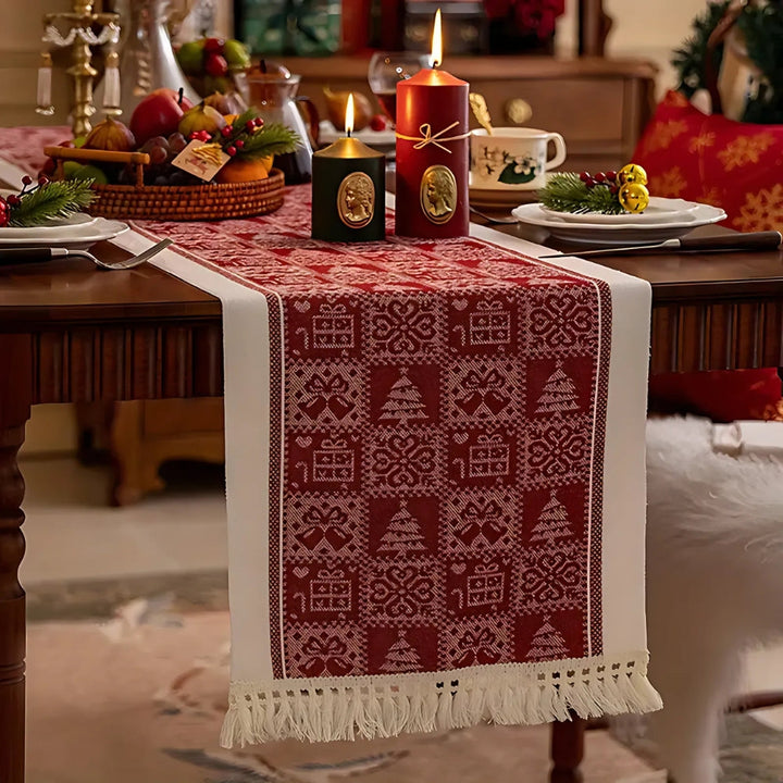 Weihnachtlicher Tischläufer mit Elchen und Quasten