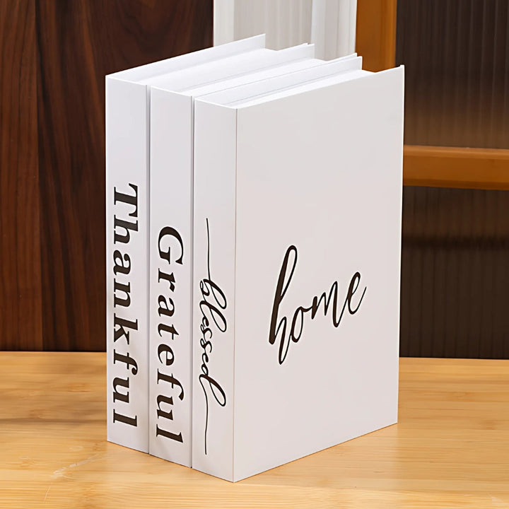 Dekobücher Stapel mit Schriftzug