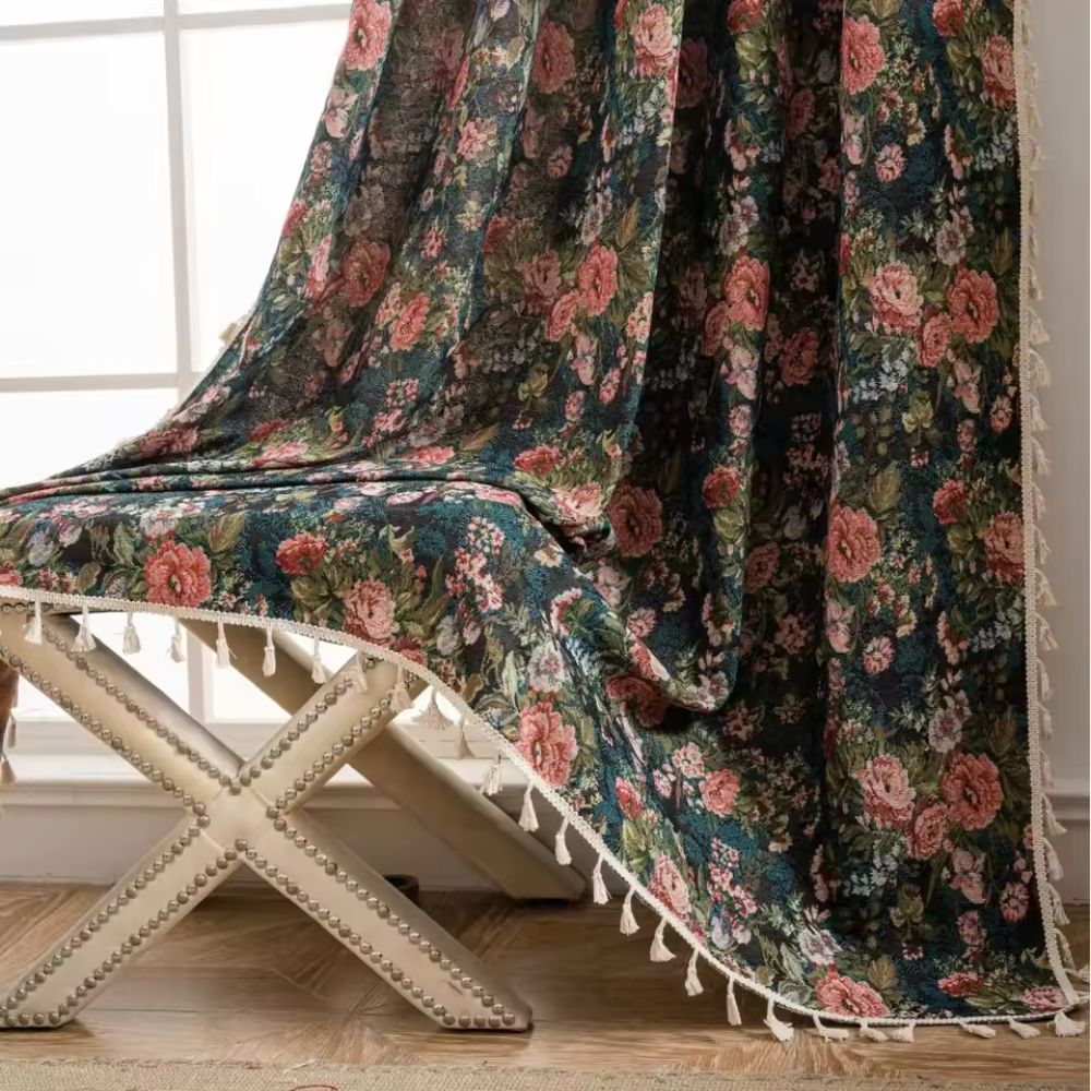 Blumenvorhang im französischen Vintage-Stil