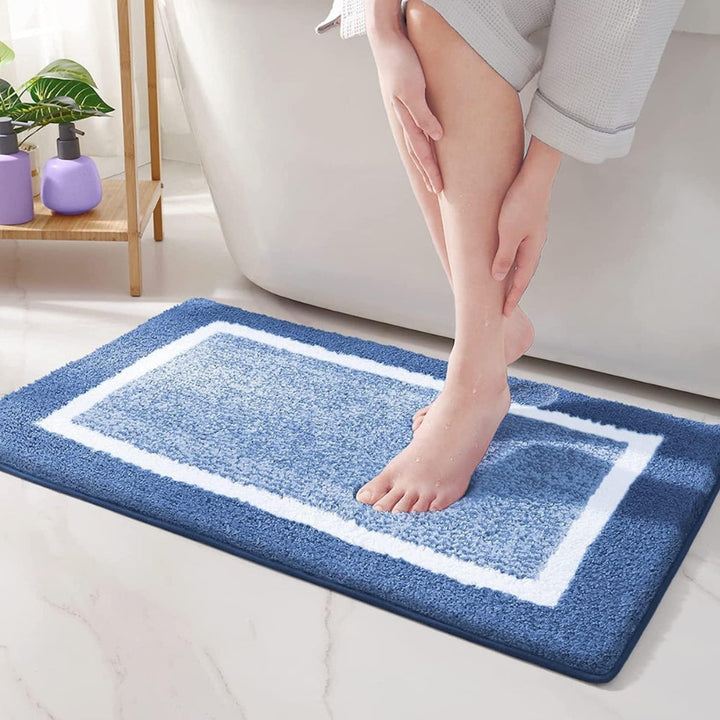 Badematte mit Bordüre modern