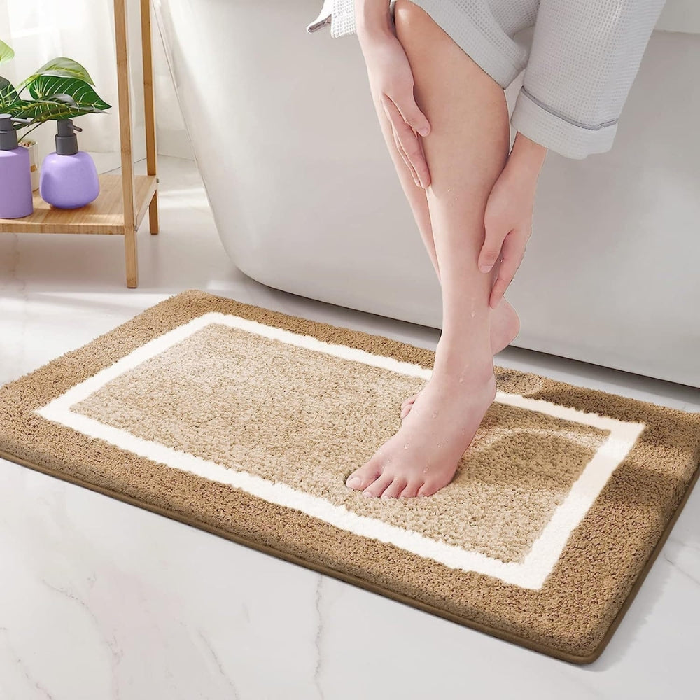 Badematte mit Bordüre modern