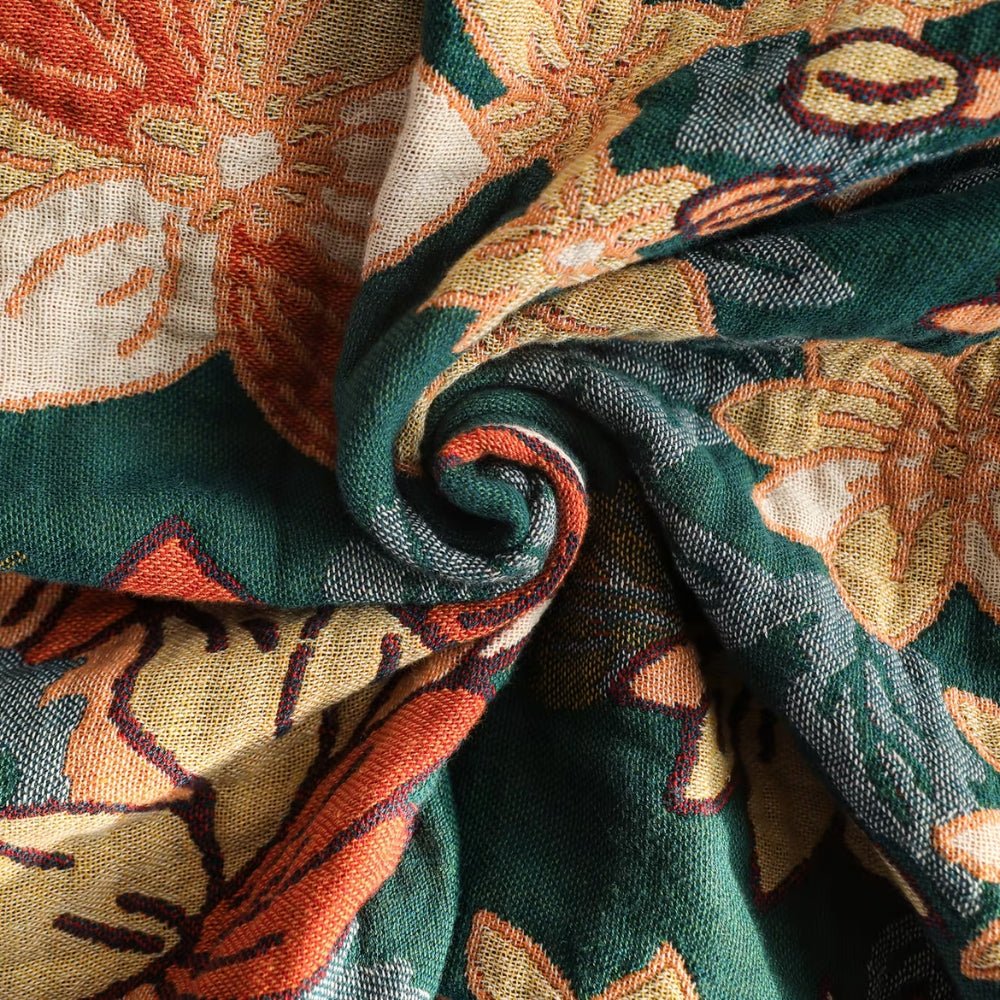Tagesdecke aus Baumwollmusselin mit Blumenmuster und Fransen