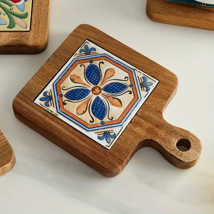 Untersetzer aus Holz mit Flieseneinlage