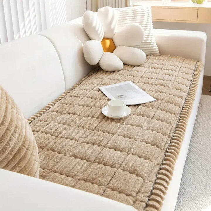 Sofadecke aus Flanell mit plissiertem Rand