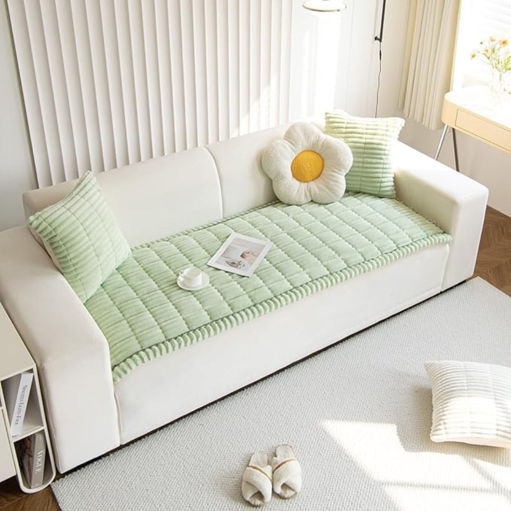 Sofadecke aus Flanell mit plissiertem Rand