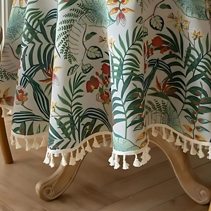 Nappe ronde à fleurs rétro et glands