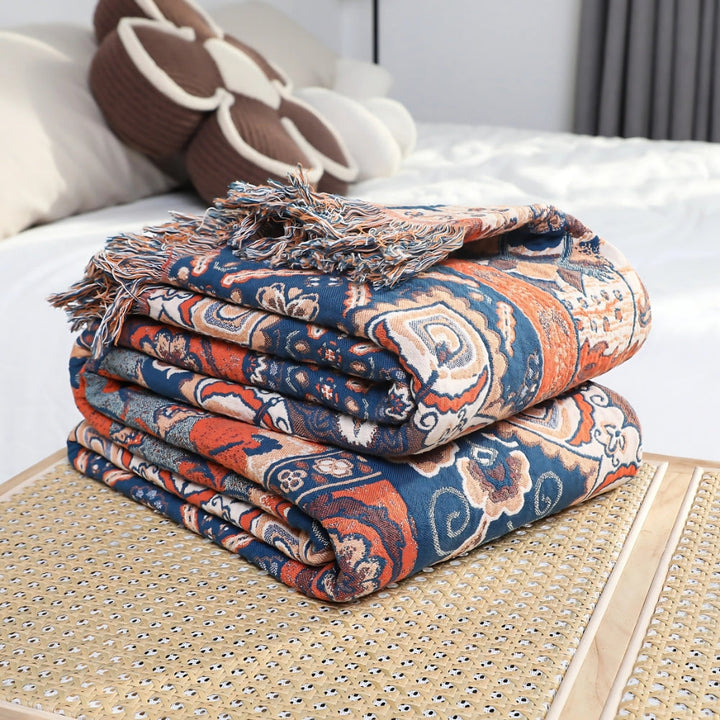 Helle florale Jacquard-Tagesdecke aus Baumwolle 200 x 230 cm