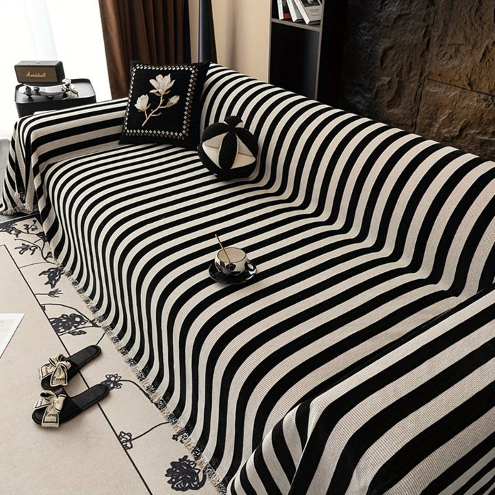 Sofaüberwurf Chenille schwarz-weiß gestreift