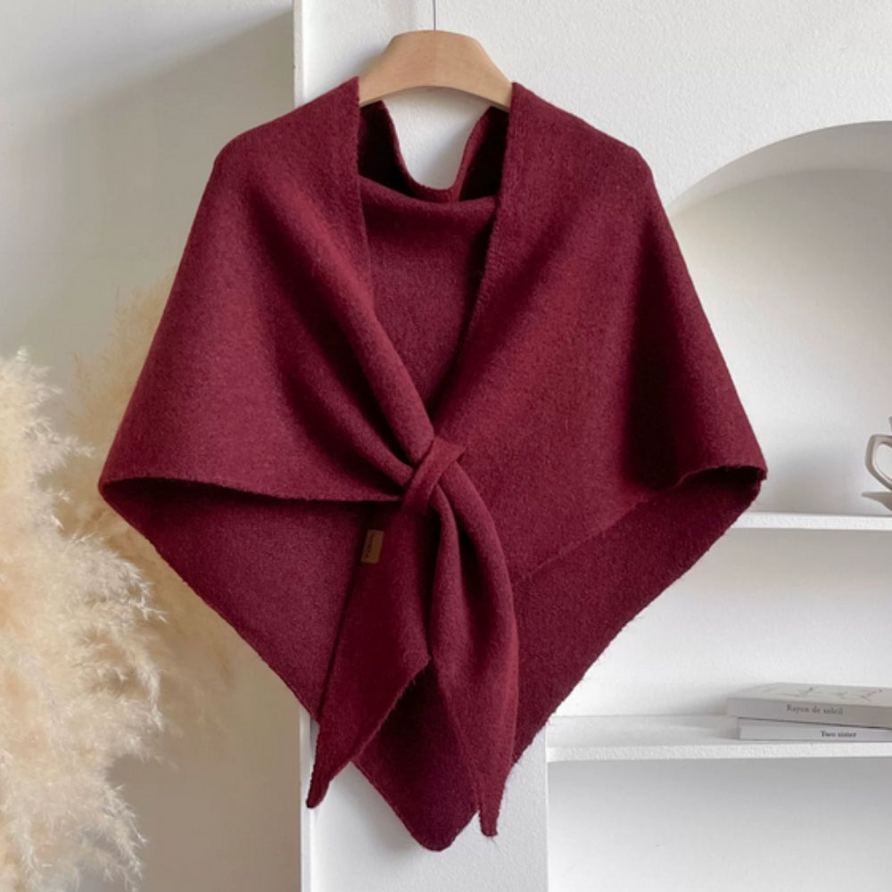 Poncho dreieckig gestrickt
