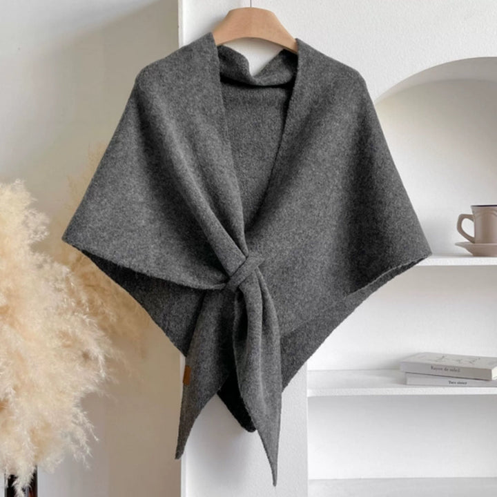 Poncho dreieckig gestrickt