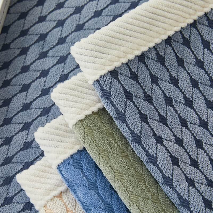 Wasserabweisender Chenille-Sofabezug mit Fischgrätstruktur