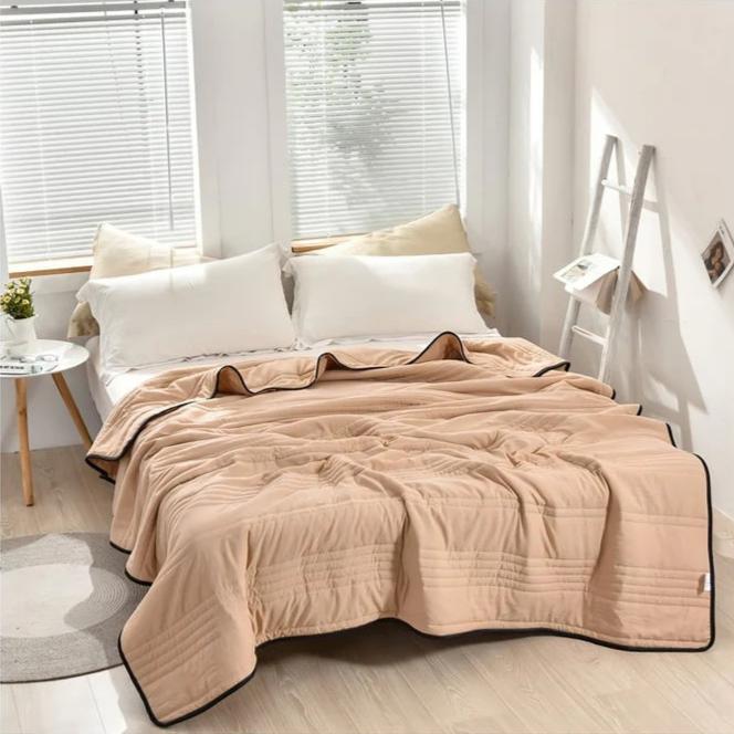 Kühlende Sommerdecke aus Bambusfaser